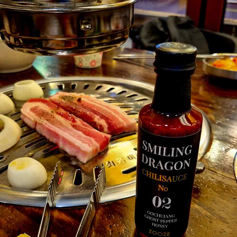 smiling-dragon-korean-bbq-hot-sauce-zooze